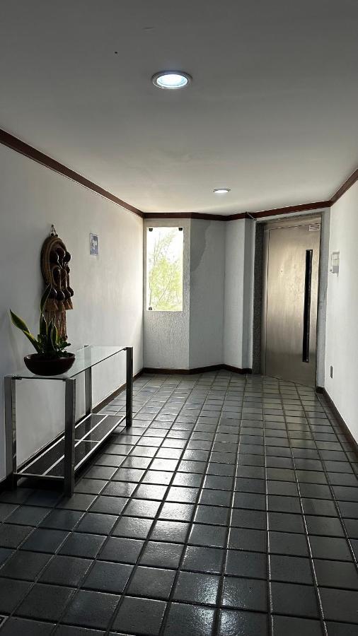 Apartamento Inteiro Frente Ao Mar De Ondina Salvador Exteriör bild